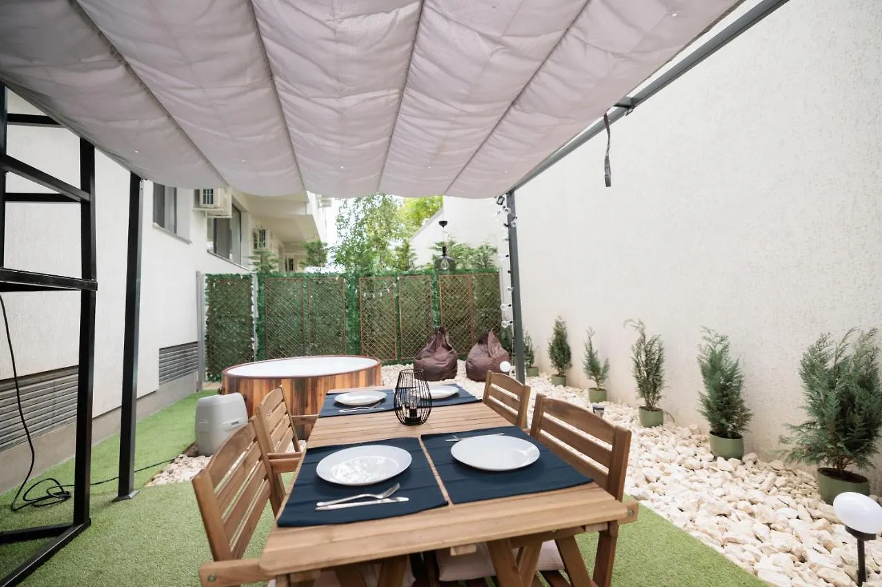 Downtown Hidden Garden With Jacuzzi In Bucharest Apartment 0*,  Romania