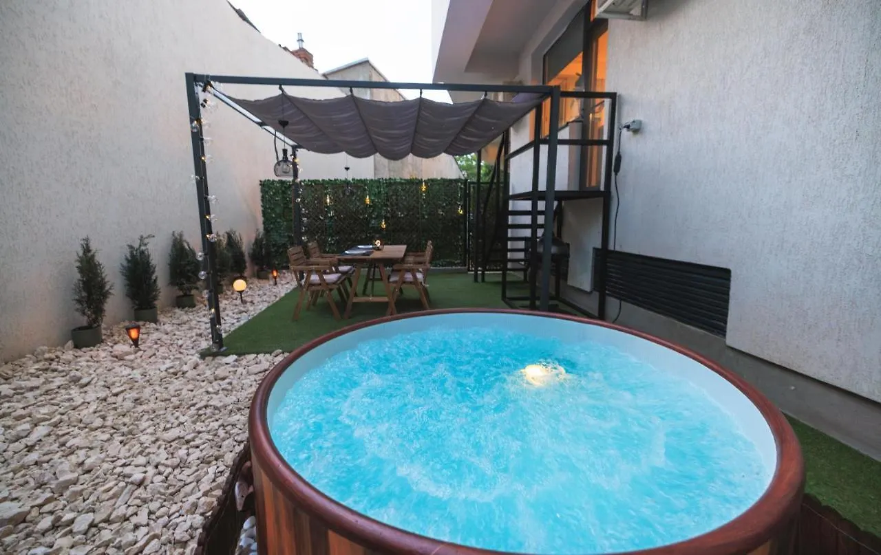 Downtown Hidden Garden With Jacuzzi In Bucharest Apartment 0*,  Romania